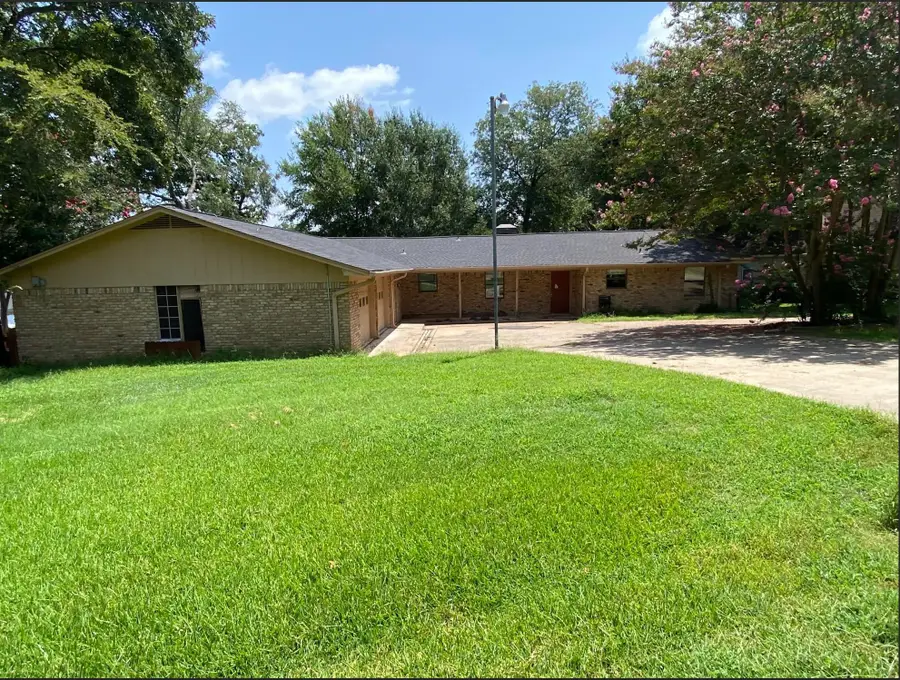 186 1st Oak Drive, Enchanted Oaks, TX 75156 - #2
