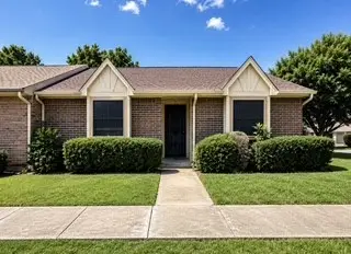 27 E Mountain Creek Court #5, Grand Prairie, TX 75052