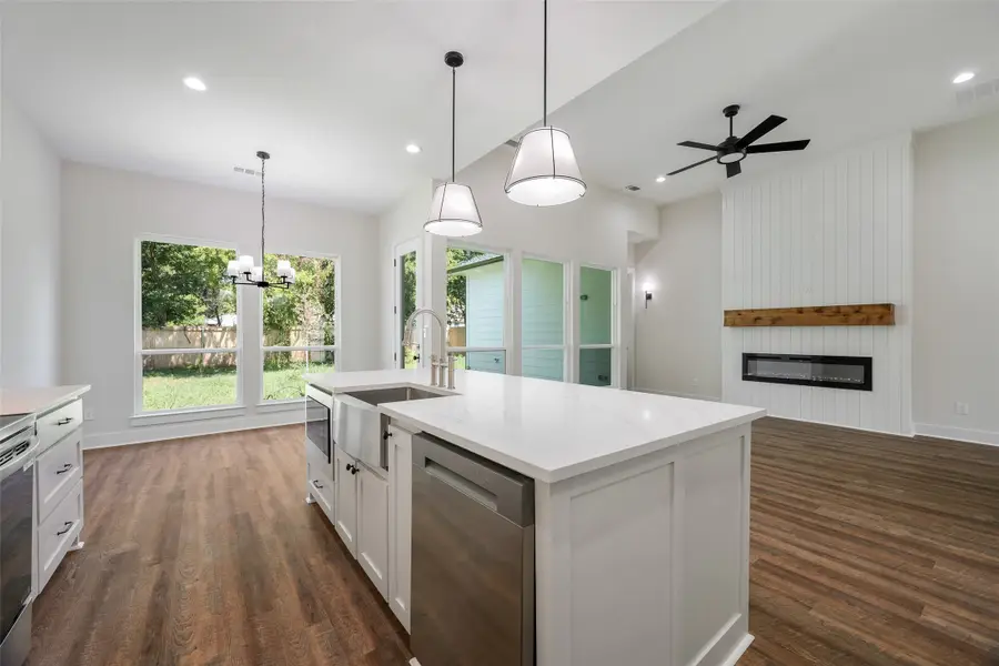 3711 Metropolitan Avenue, Dallas, TX 75210 - #2