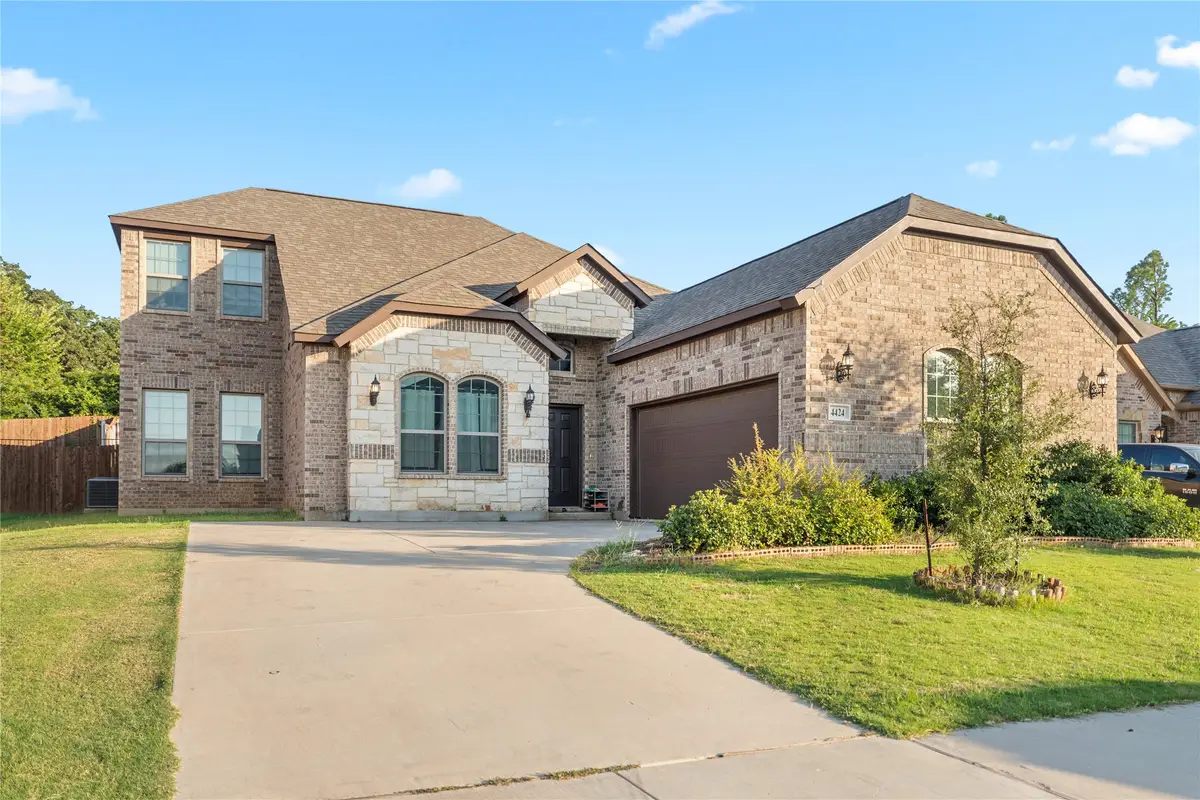 4424 Terraview Drive, Arlington, TX 76001 - #1