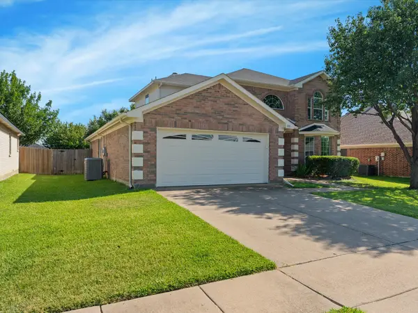 508 Road Runner Drive, Arlington, TX 76002