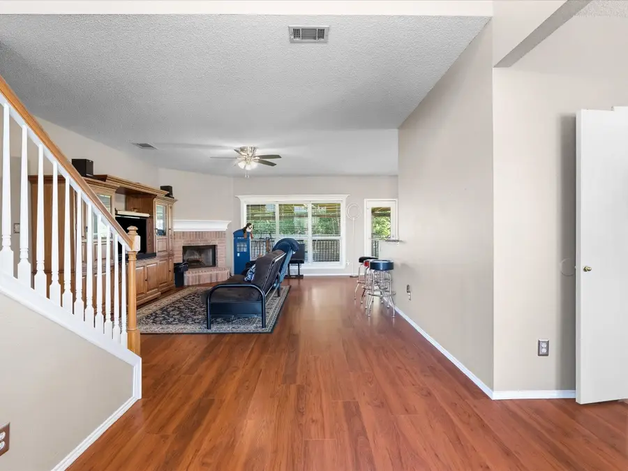 508 Road Runner Drive, Arlington, TX 76002 - #3