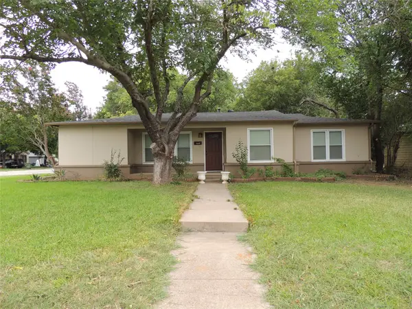 3368 Crites Street, Richland Hills, TX 76118