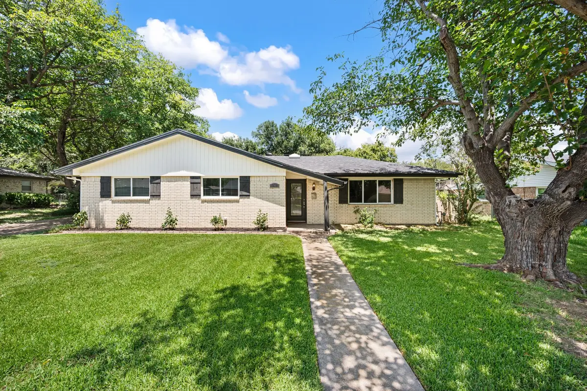 6517 Jameson Street, Richland Hills, TX 76118 - #1