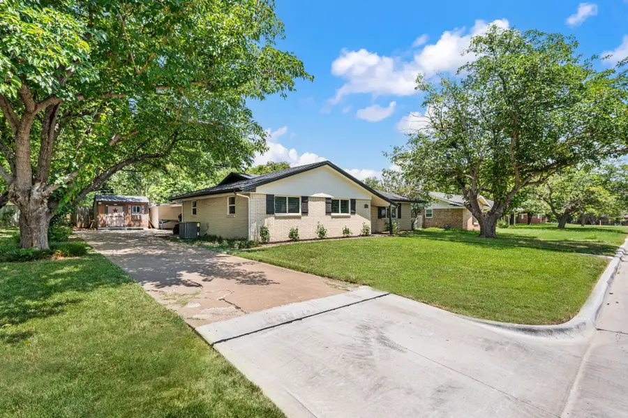 6517 Jameson Street, Richland Hills, TX 76118 - #2