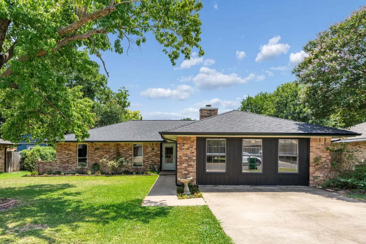 110 Bryn Mawr Lane, Waxahachie, TX 75165 - #1
