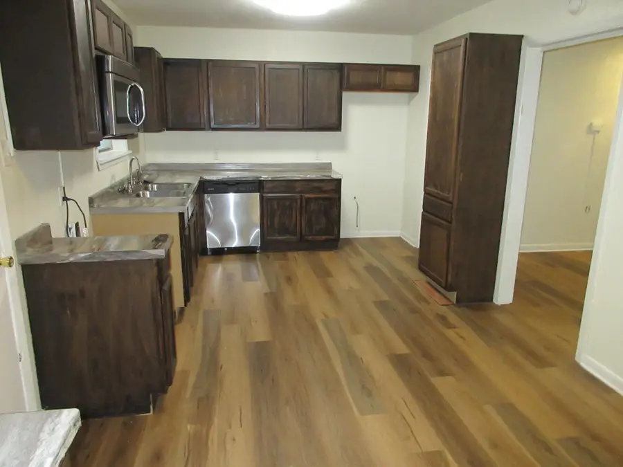 816 S Spruce Street, Vivian, LA 71082 - #2