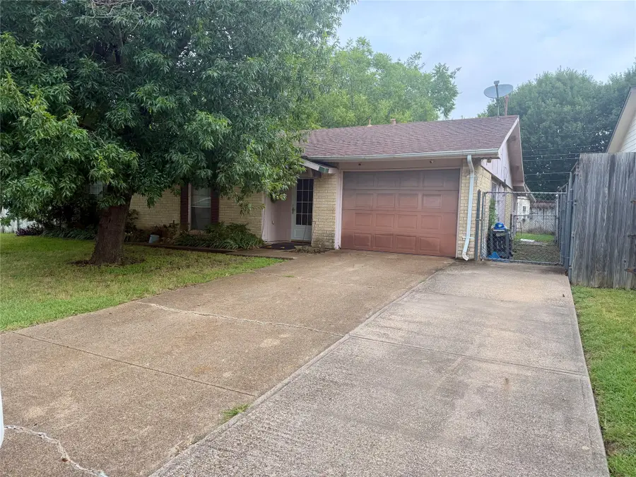 129 Astoria Drive, Cedar Hill, TX 75104 - #3
