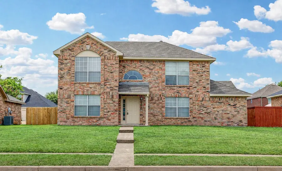 202 Lavender Drive, Cedar Hill, TX 75104 - #2