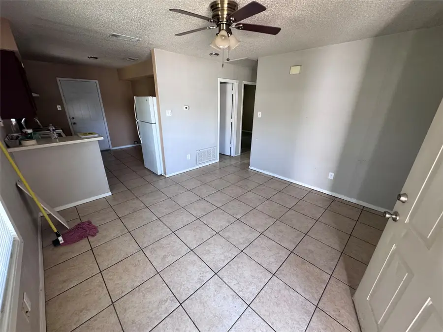 1209 Meriweather Avenue, Fort Worth, TX 76115 - #3