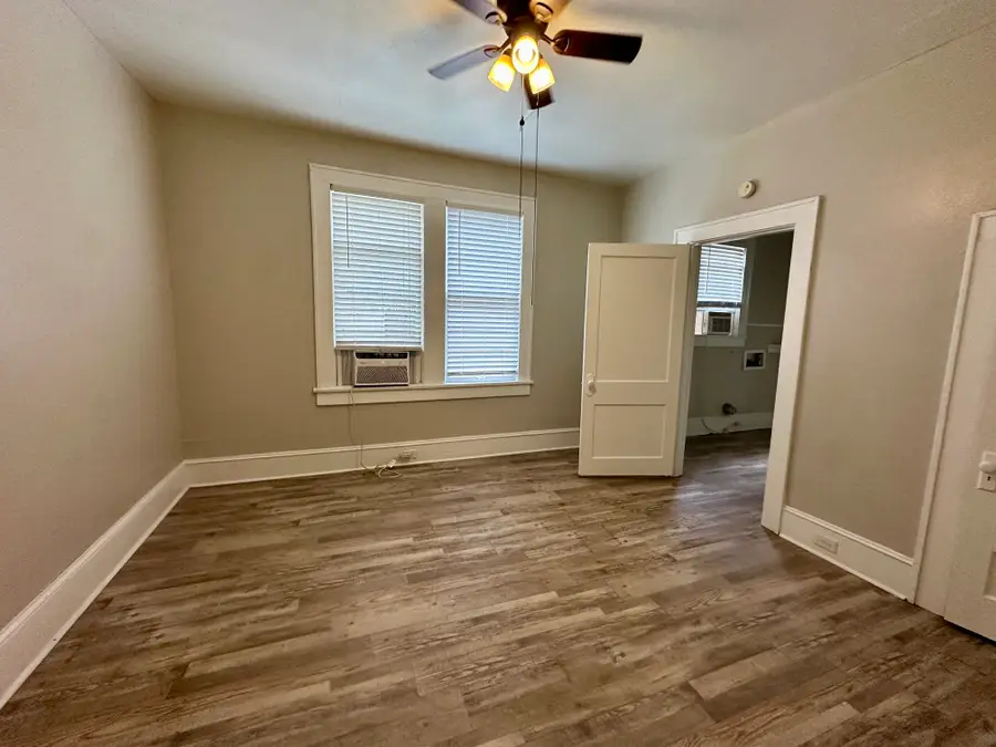 1054 Wilkinson Street, Shreveport, LA 71104 - #3