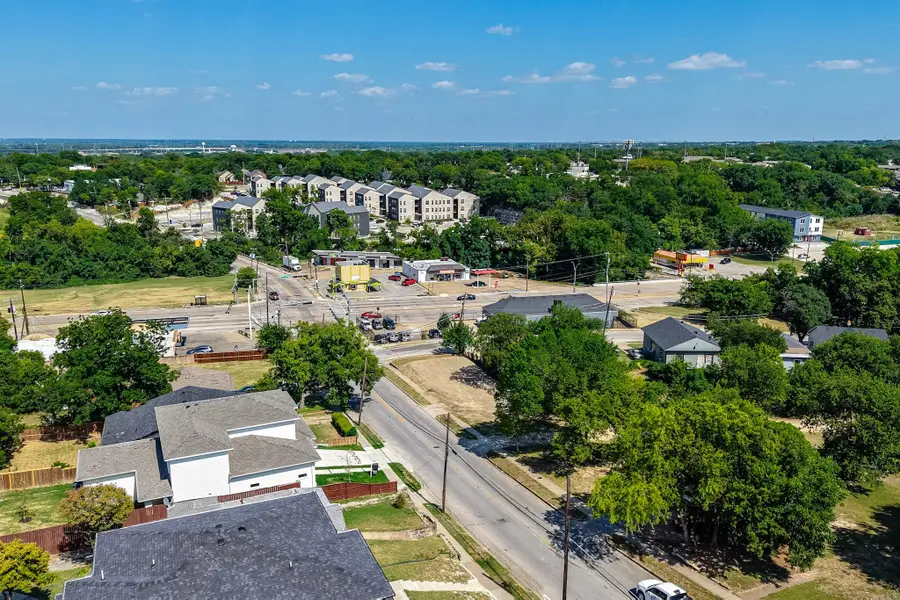 1735 E Waco, Dallas, TX 75216 - #3