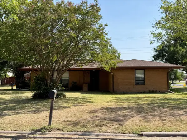 1599 Anthony Street, Kaufman, TX 75142