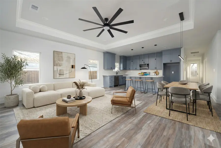 411 W Elm Street, Whitewright, TX 75491 - #2