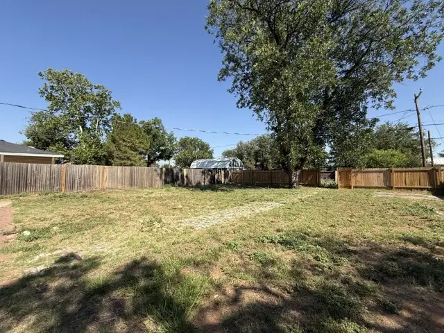937 E 16th Street, Colorado City, TX 79512 - #3