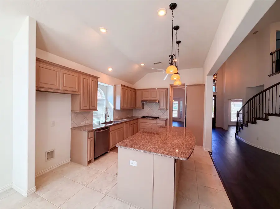 4305 Curlew Lane, Garland, TX 75043 - #2
