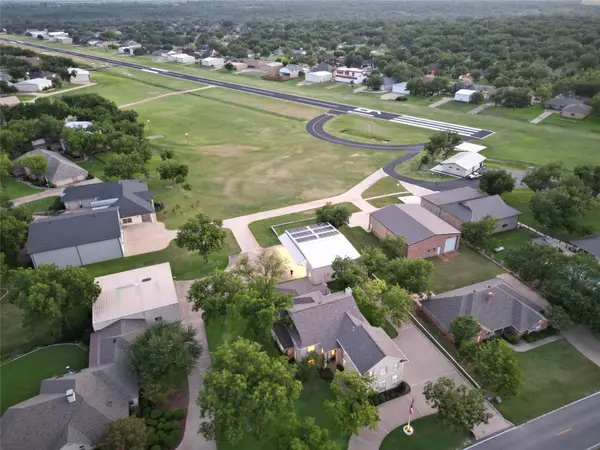 5408 Wedgefield Road, Granbury, TX 76049