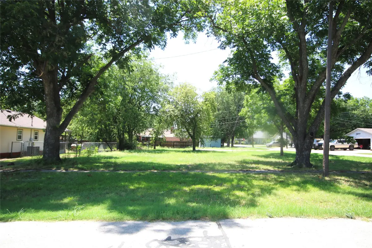 523 W 4th Street, Justin, TX 76247 - #1