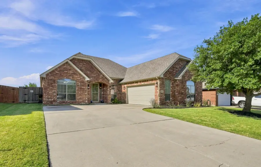 812 Peach Lane, Burleson, TX 76028 - #3