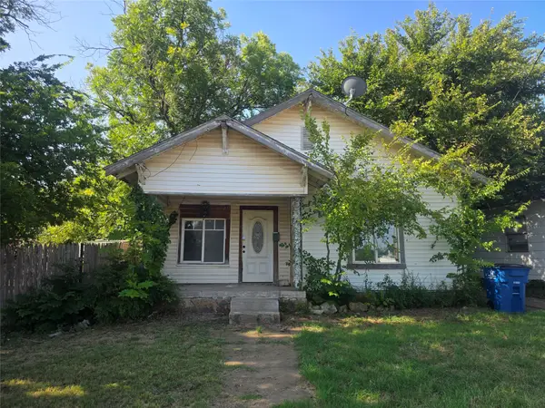 905 W Walker Street, Breckenridge, TX 76424