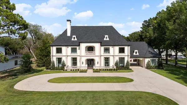 1029 Shady Oaks Drive, Southlake, TX 76092