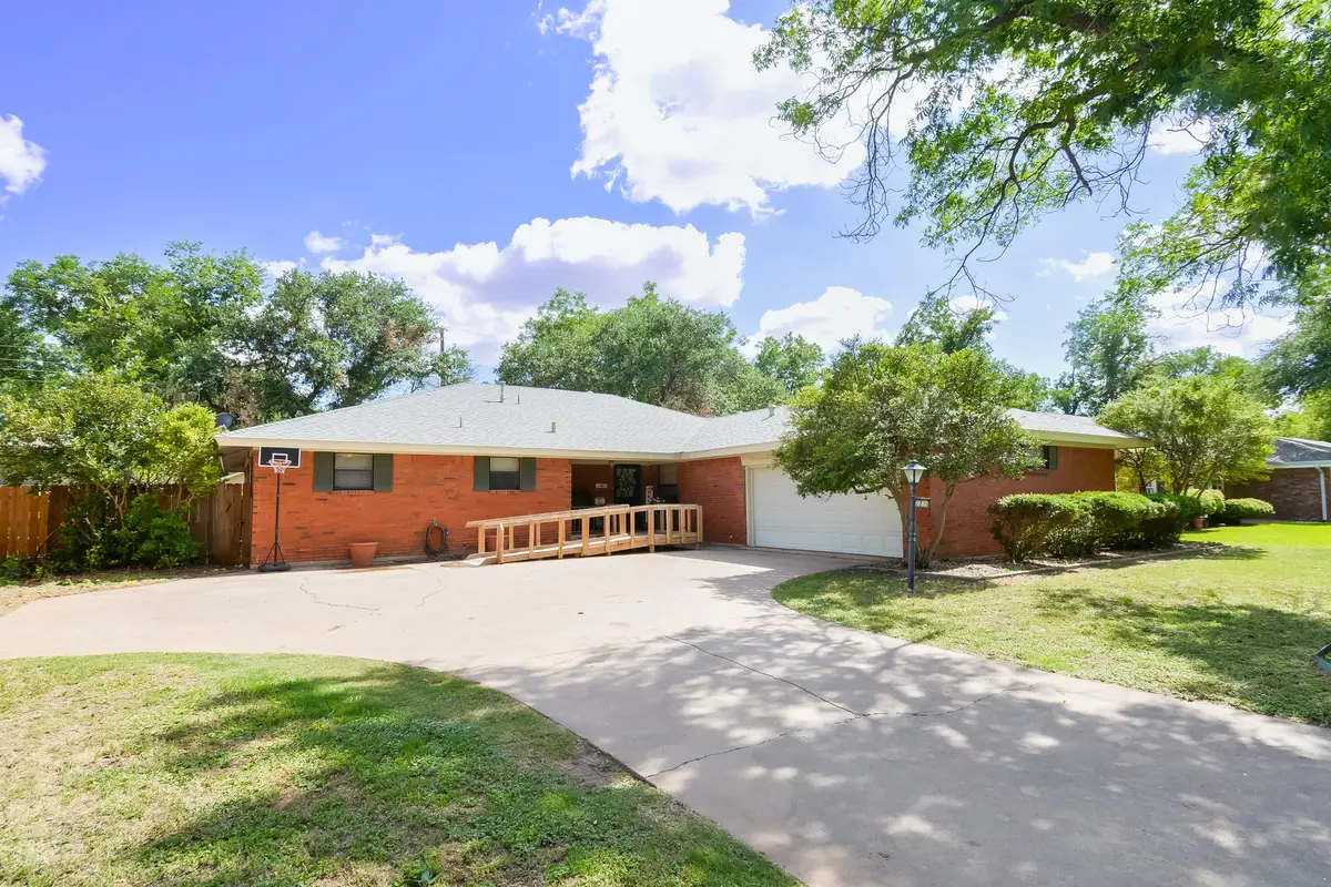 2233 River Oaks Circle, Abilene, TX 79605 - #1
