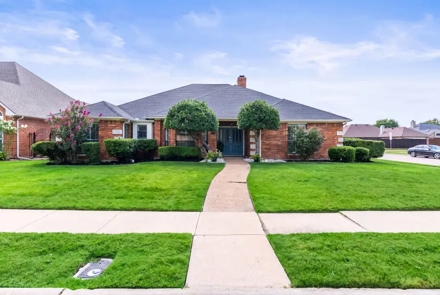9021 Silverdollar Trail, Irving, TX 75063 - #2