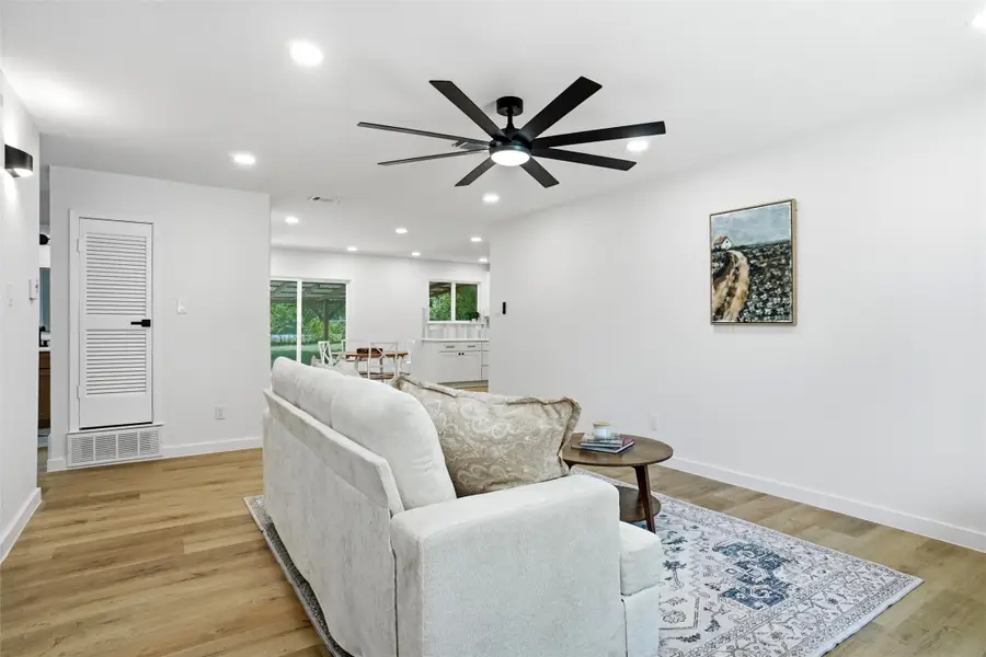 321 NW Wintercrest Road, Burleson, TX 76028 - #3
