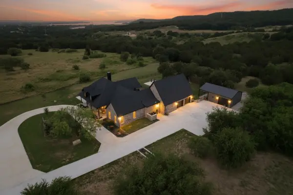 2125 Canyon Wren Loop, Graford, TX 76449