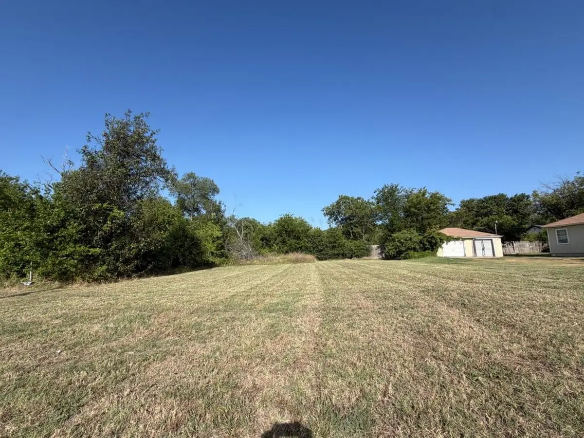 2512 Tierney Road, Fort Worth, TX 76112 - #1