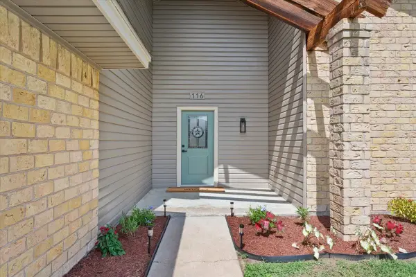 116 Boleman Drive, Hewitt, TX 76643