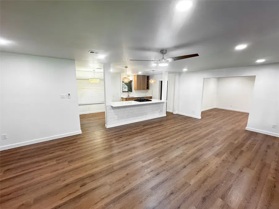 705 Magnolia Street, Denton, TX 76201 - #3