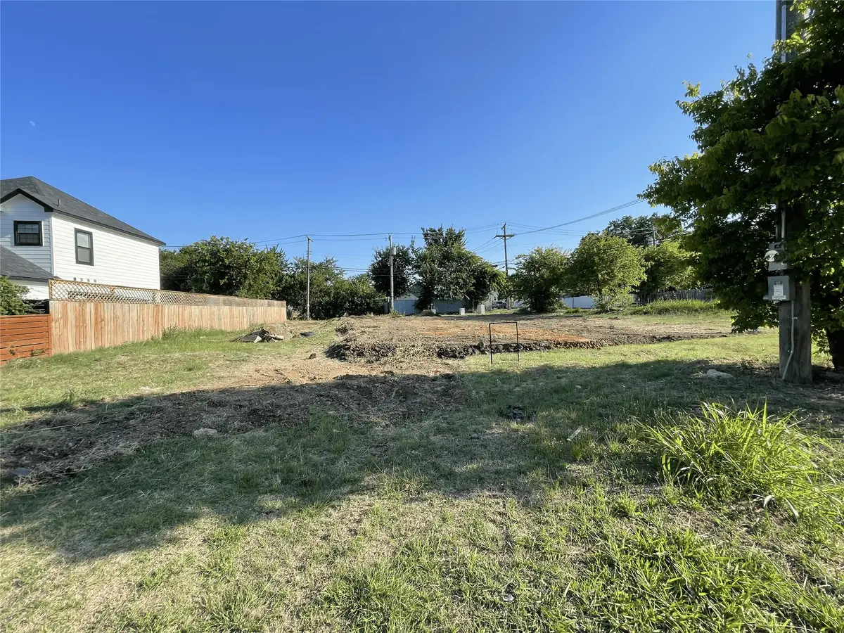 1400 E Morphy Street, Fort Worth, TX 76104 - #1