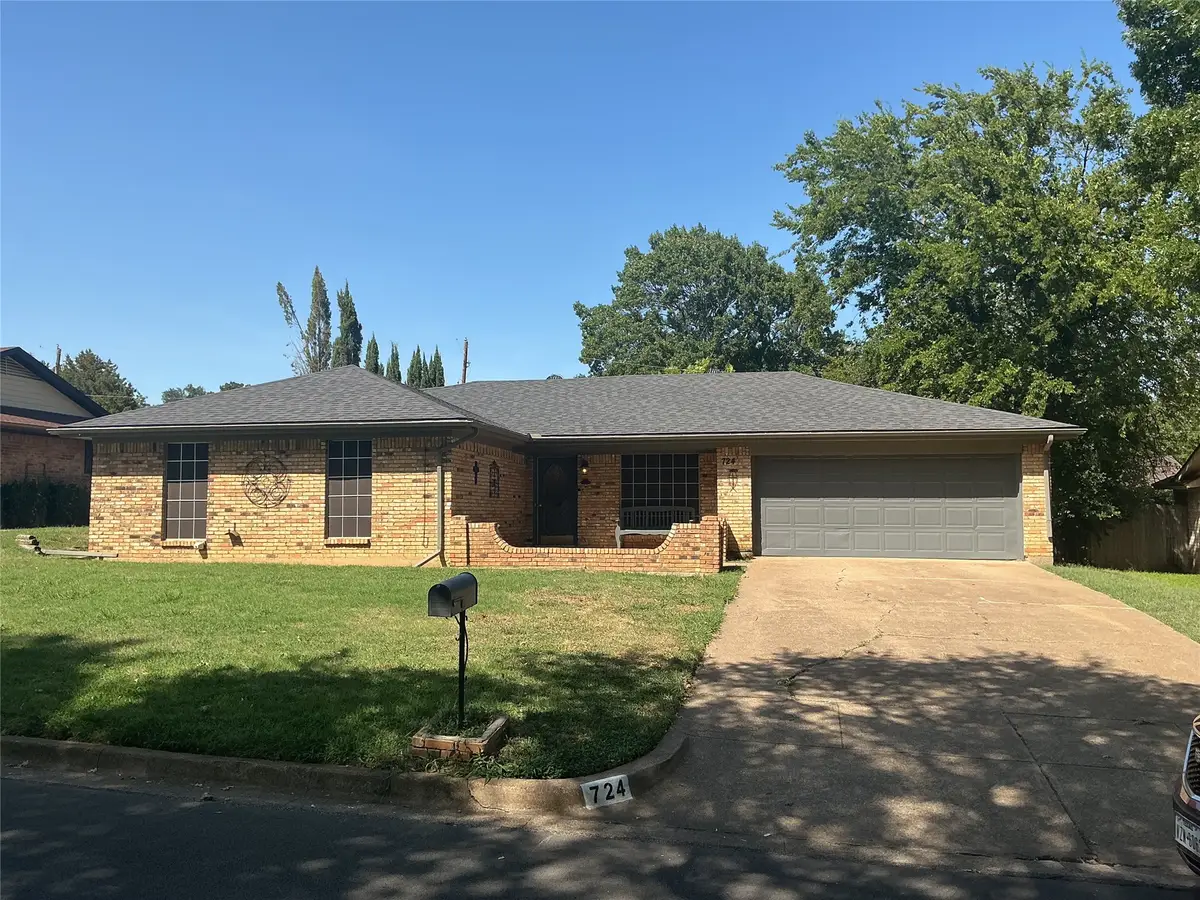 724 Barbara Lane, Burleson, TX 76028 - #1