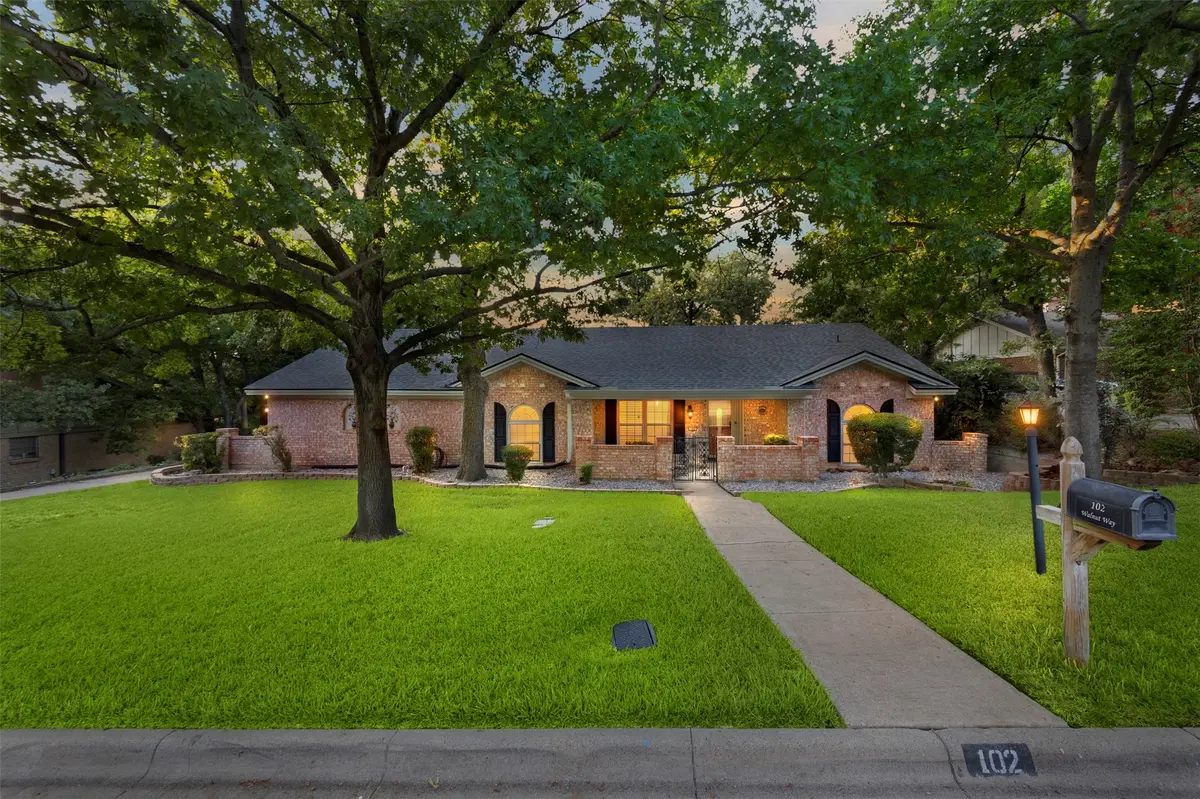 102 Walnut Way, Euless, TX 76039 - #1