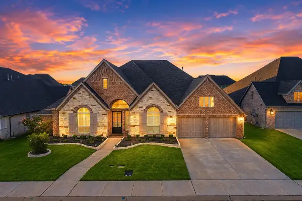 2837 Midlake Drive, Midlothian, TX 76065