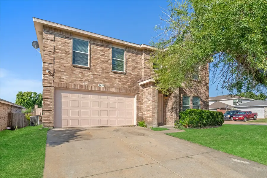 5437 New Castleton Lane, Fort Worth, TX 76135 - #2