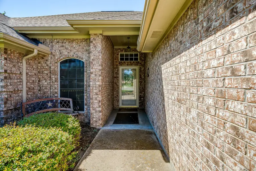 1509 Oak Tree Circle, Weatherford, TX 76086 - #3