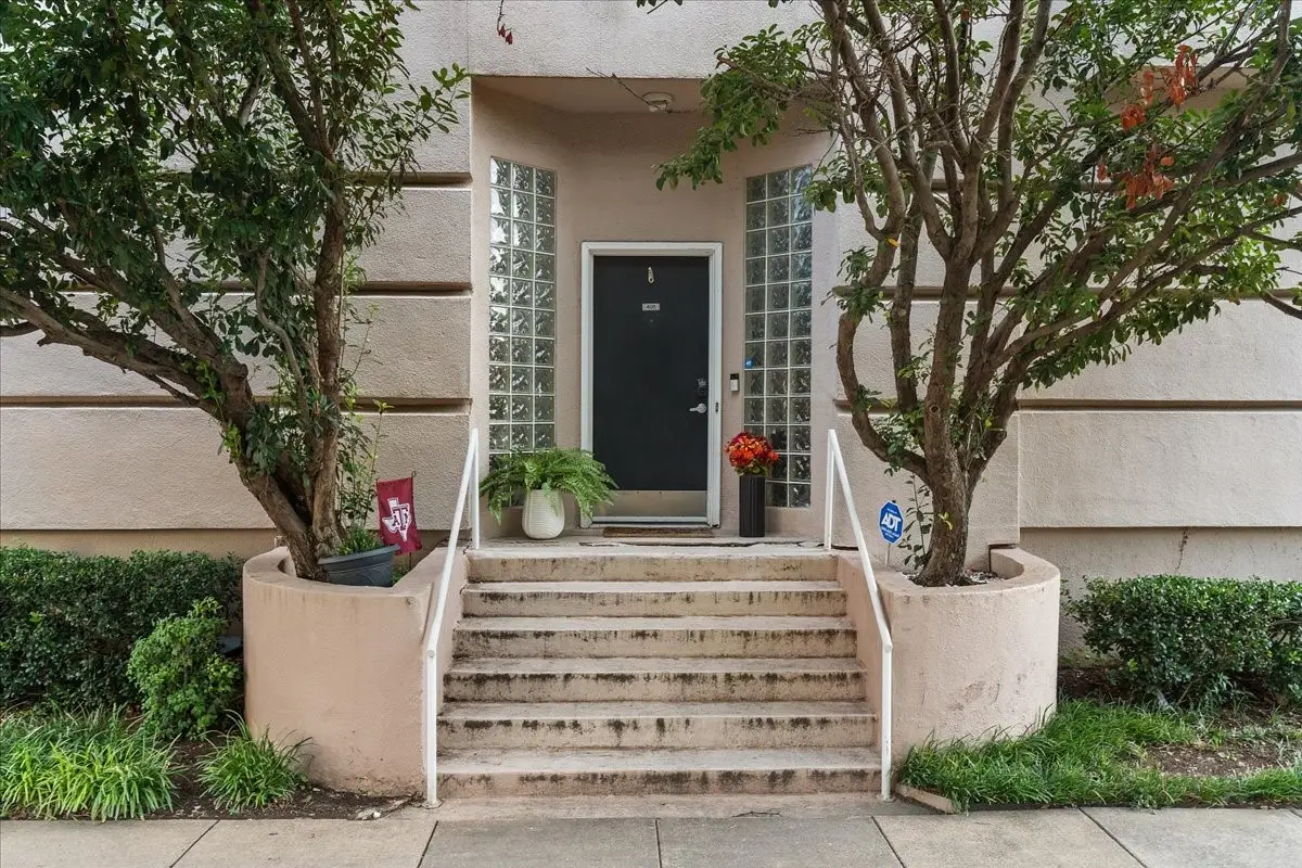 4040 Avondale Avenue #405, Dallas, TX 75219 - #1