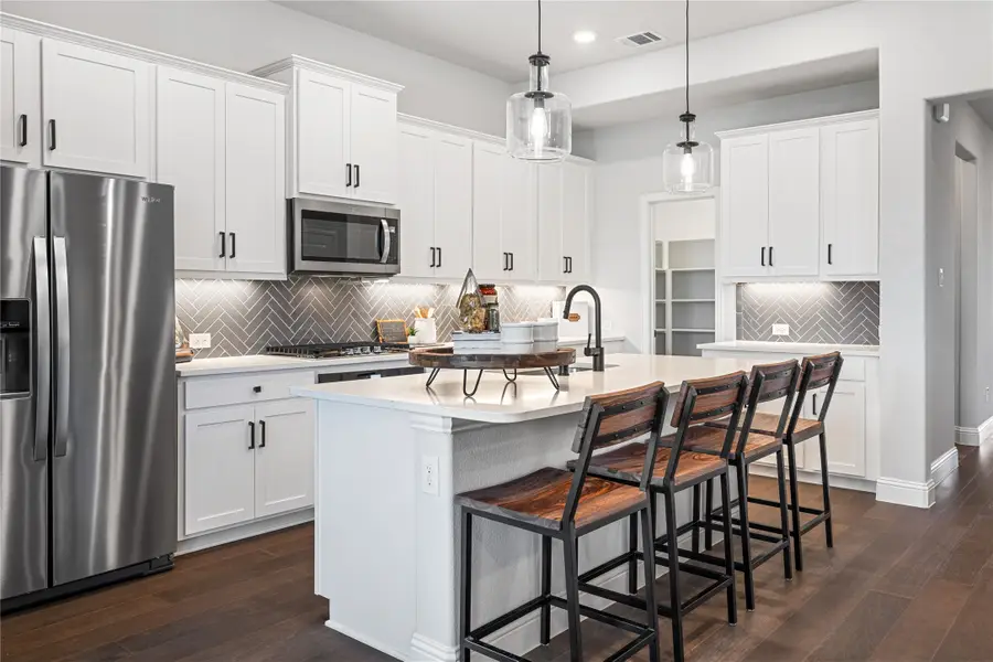 828 Jacquelyn Drive, Little Elm, TX 75068 - #2