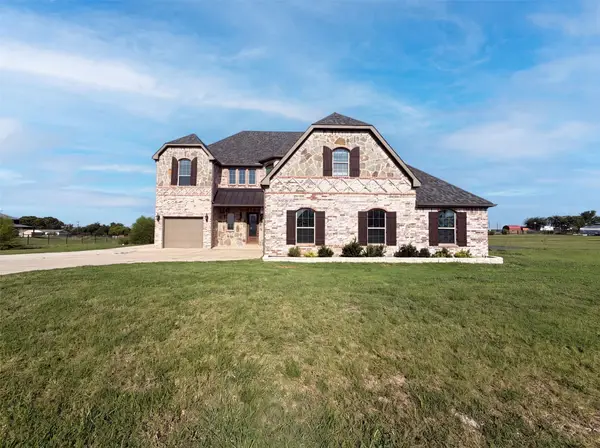 1208 Redbud Street, Howe, TX 75459