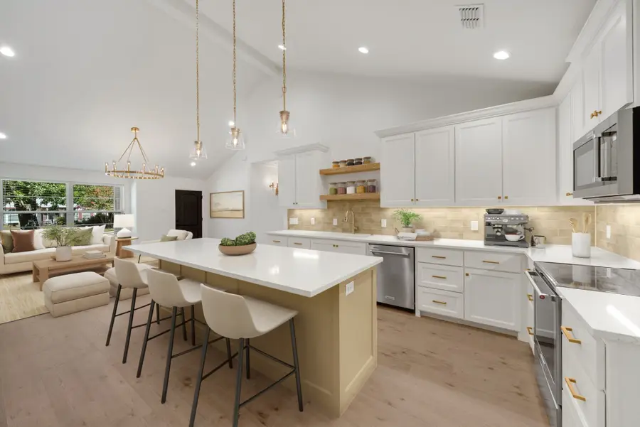 833 N Bailey Avenue, Fort Worth, TX 76107 - #2