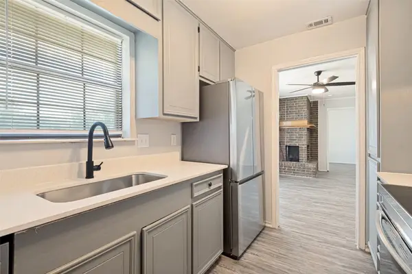 717 Adams Drive, Crandall, TX 75114
