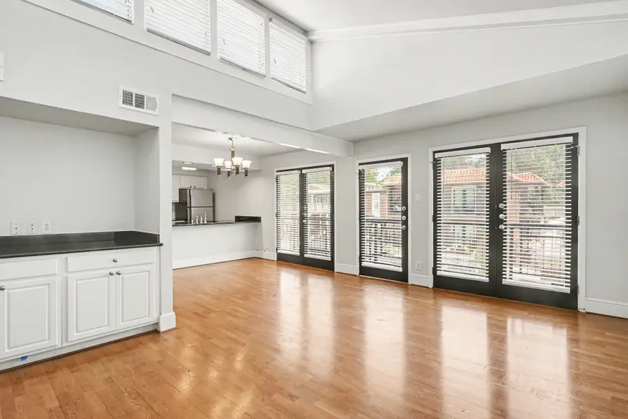 5926 Sandhurst Lane #223, Dallas, TX 75206 - #3