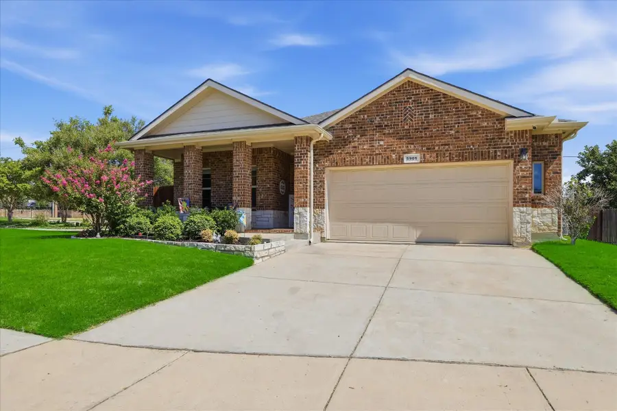 5901 Glenwood Drive, Denton, TX 76208 - #2
