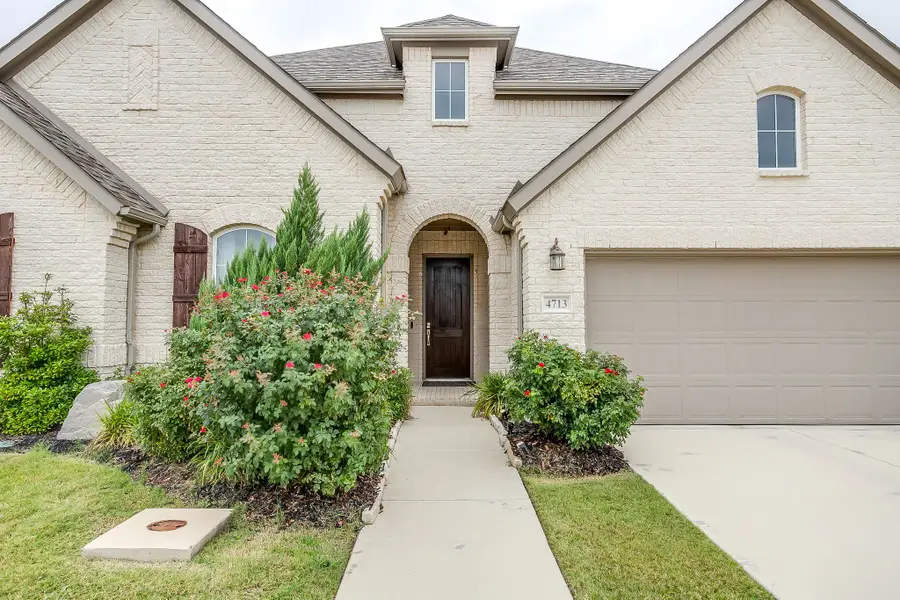 4713 Valley Peak Cove, Justin Roanoke, TX 76262 - #2