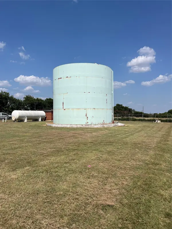960 Bledsoe Road, Gunter, TX 75058