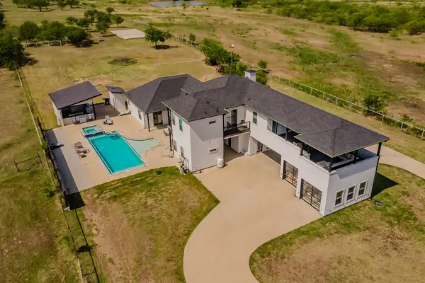 616 County Road 903, Cleburne, TX 76033