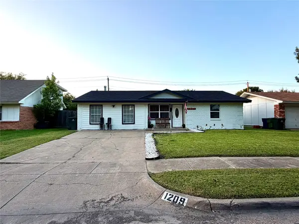 1209 Rosewood Hills Drive, Garland, TX 75040