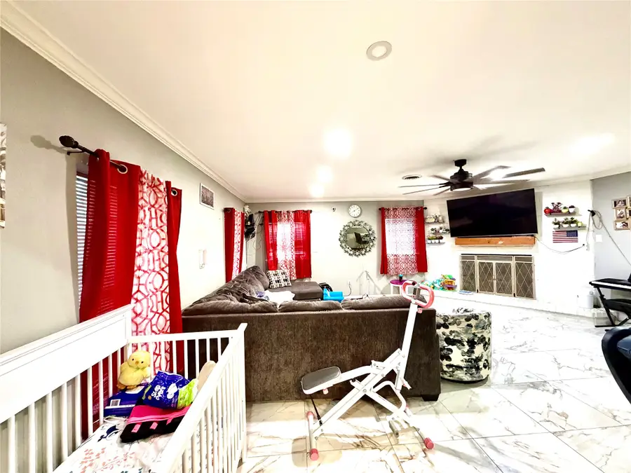 1209 Rosewood Hills Drive, Garland, TX 75040 - #3